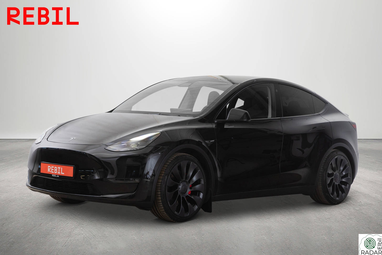 TESLA Model Y Performance/AWD/2xUber/Krok/Ryzen/AP/Navi/Pano/DAB