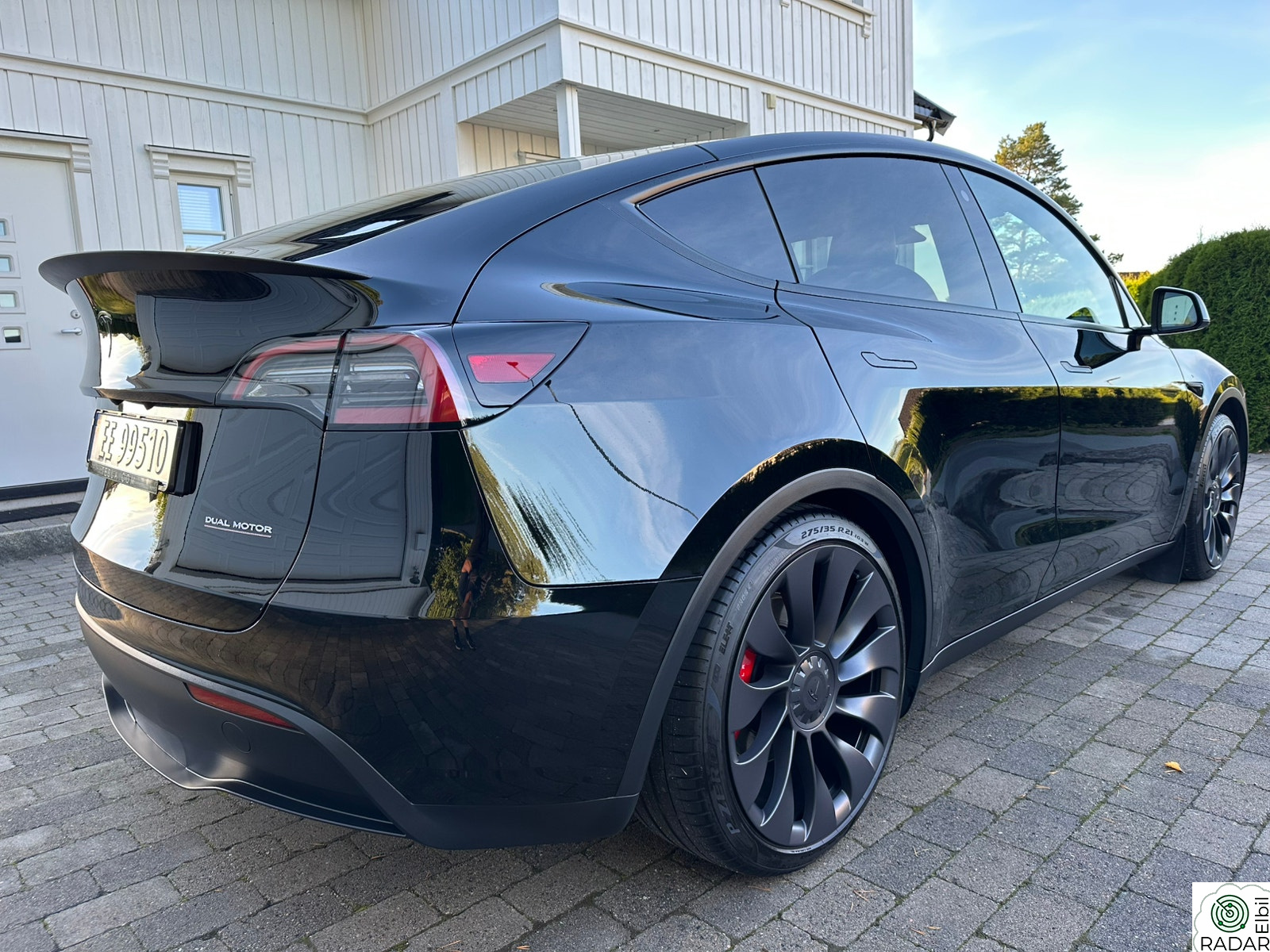 TESLA Model Y Performance AWD