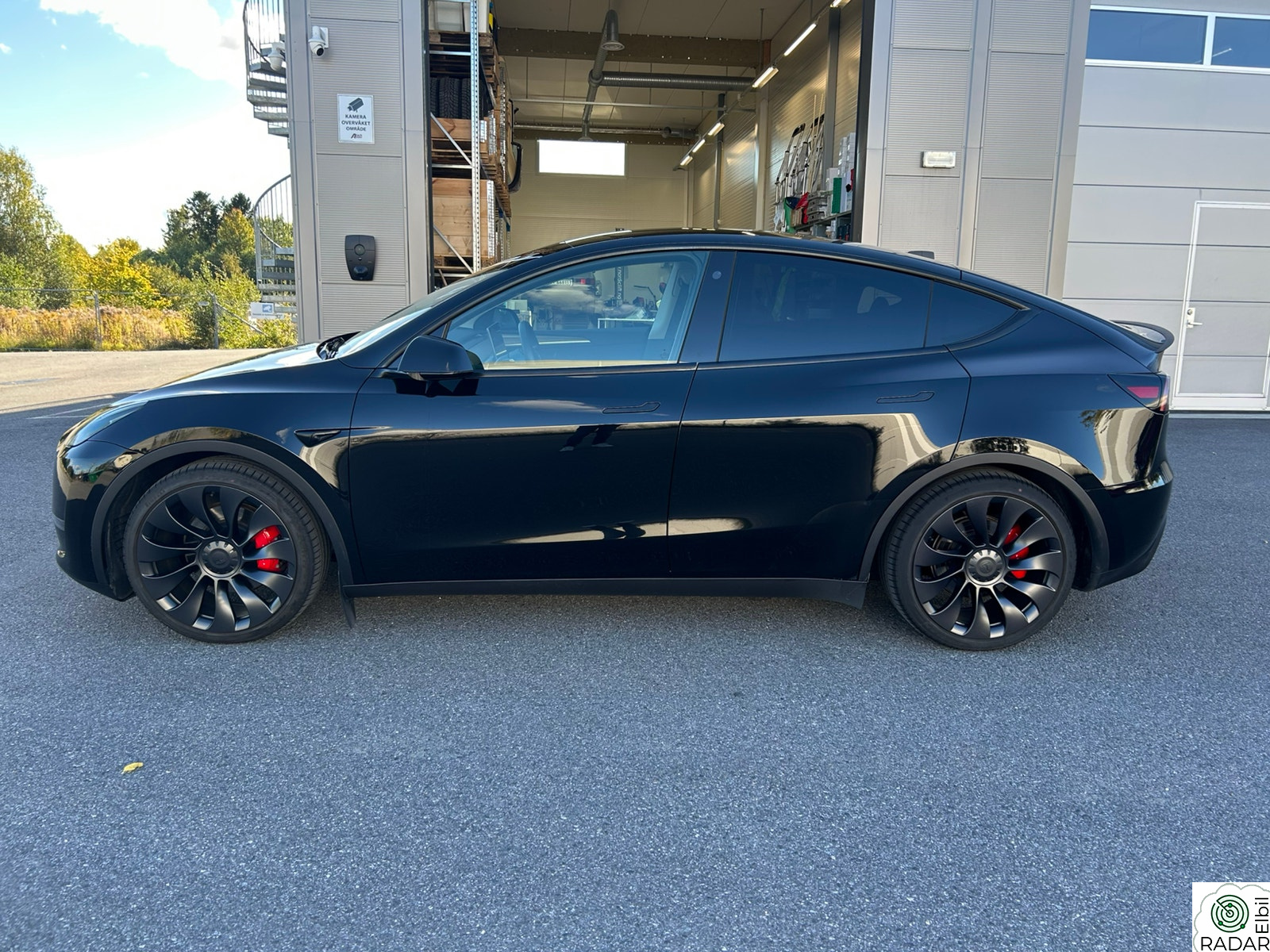 TESLA Model Y Performance AWD
