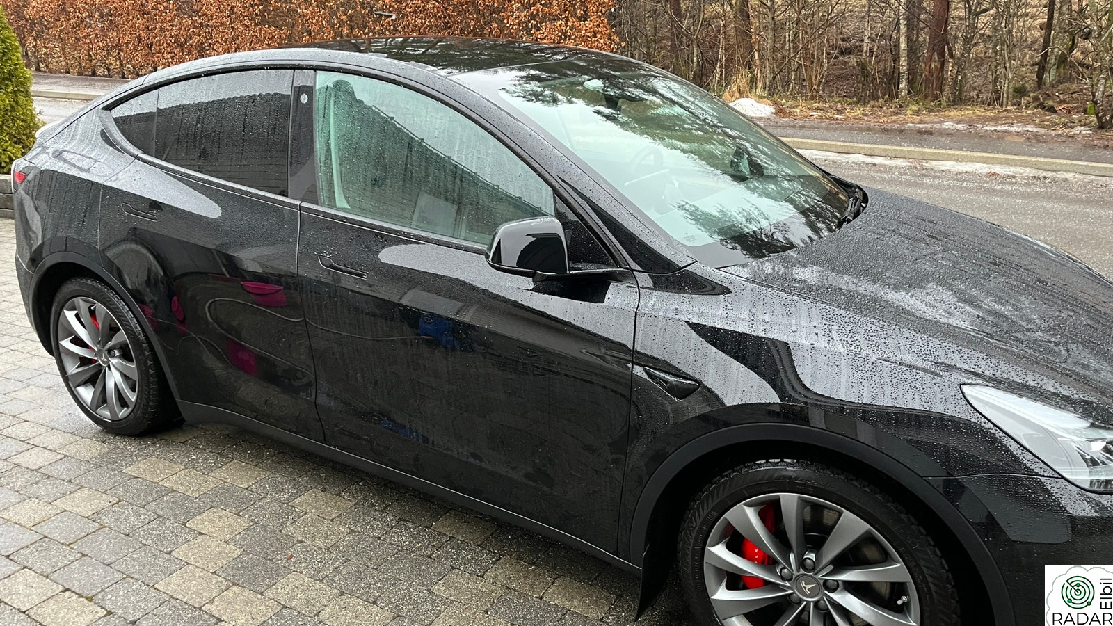 TESLA Model Y Performance,AP,2år garanti,Keramisk,Uberturbine,Premium