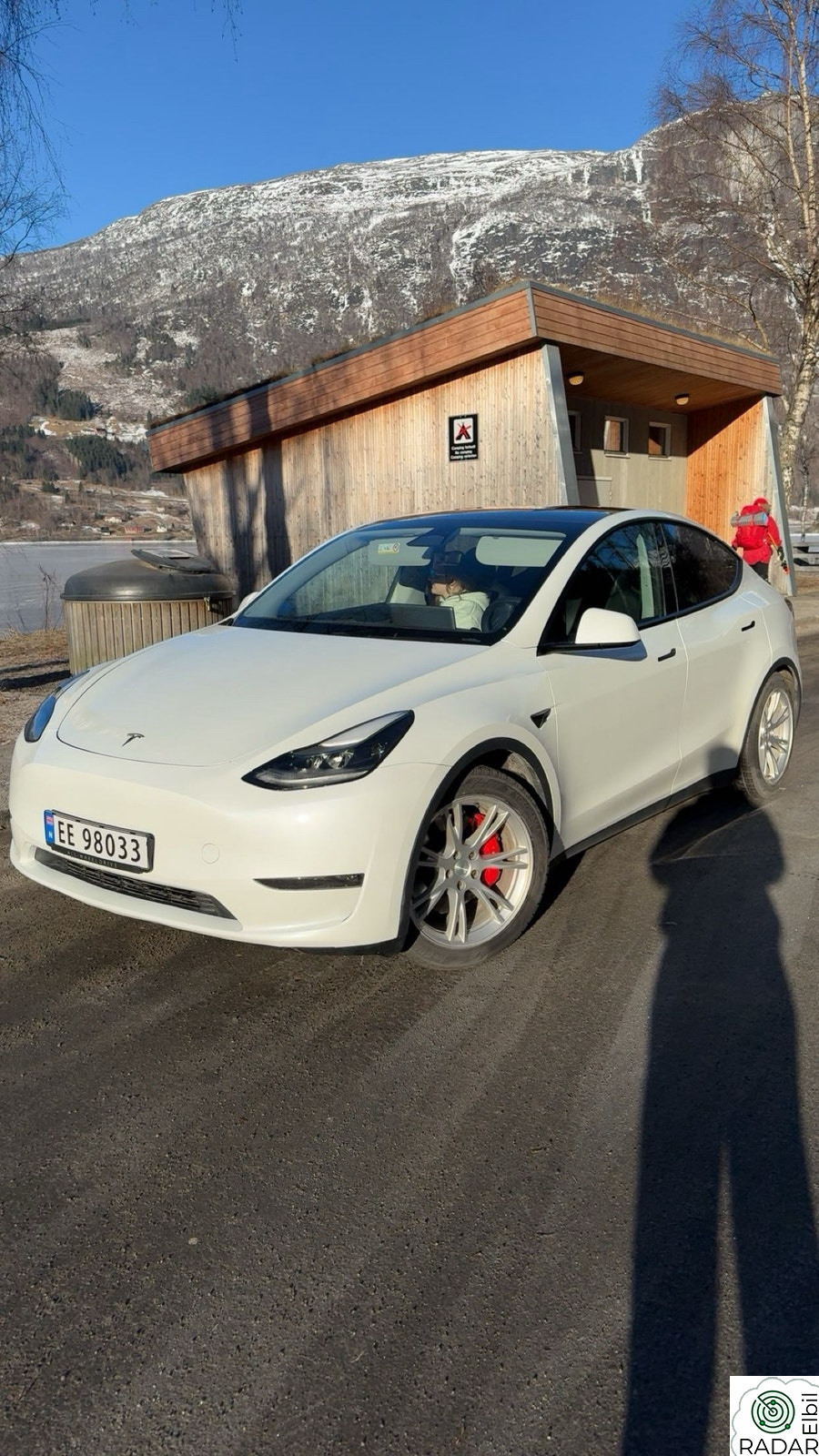 TESLA Model Y Performance 514km/534hk/Dual Motor/Krok/AP/Matrix++
