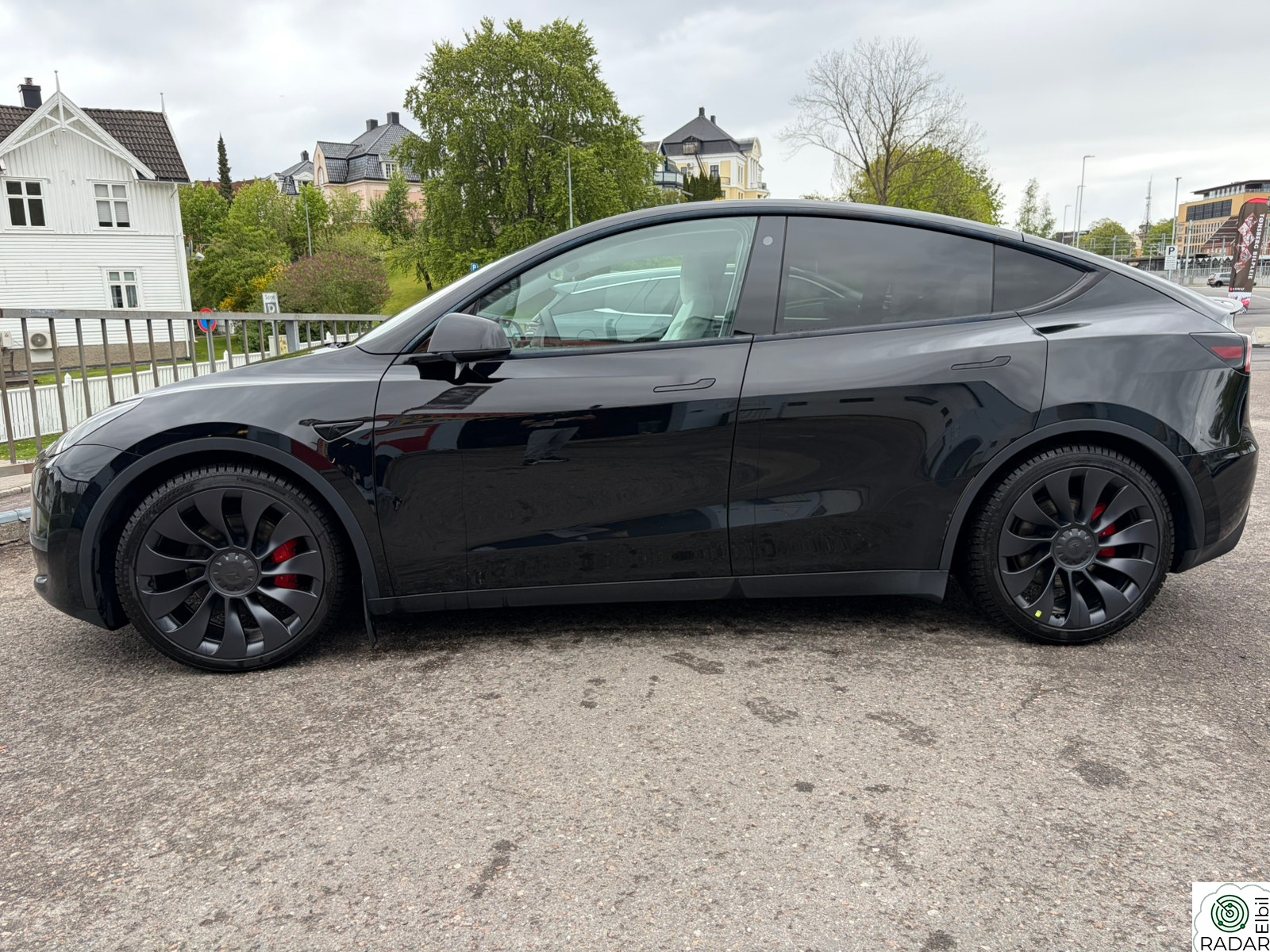 TESLA Model Y Enhanced autopilot, Uberturbine S+V 21hjul 
