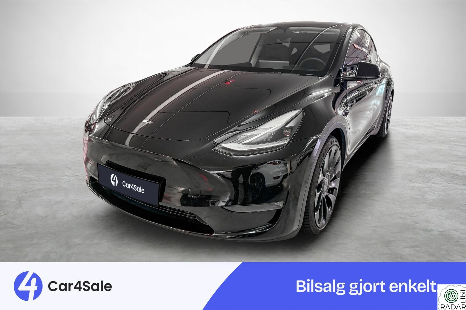 TESLA Model Y Performance AWD 514km / Krok / AP / Premium / V.Pumpe++