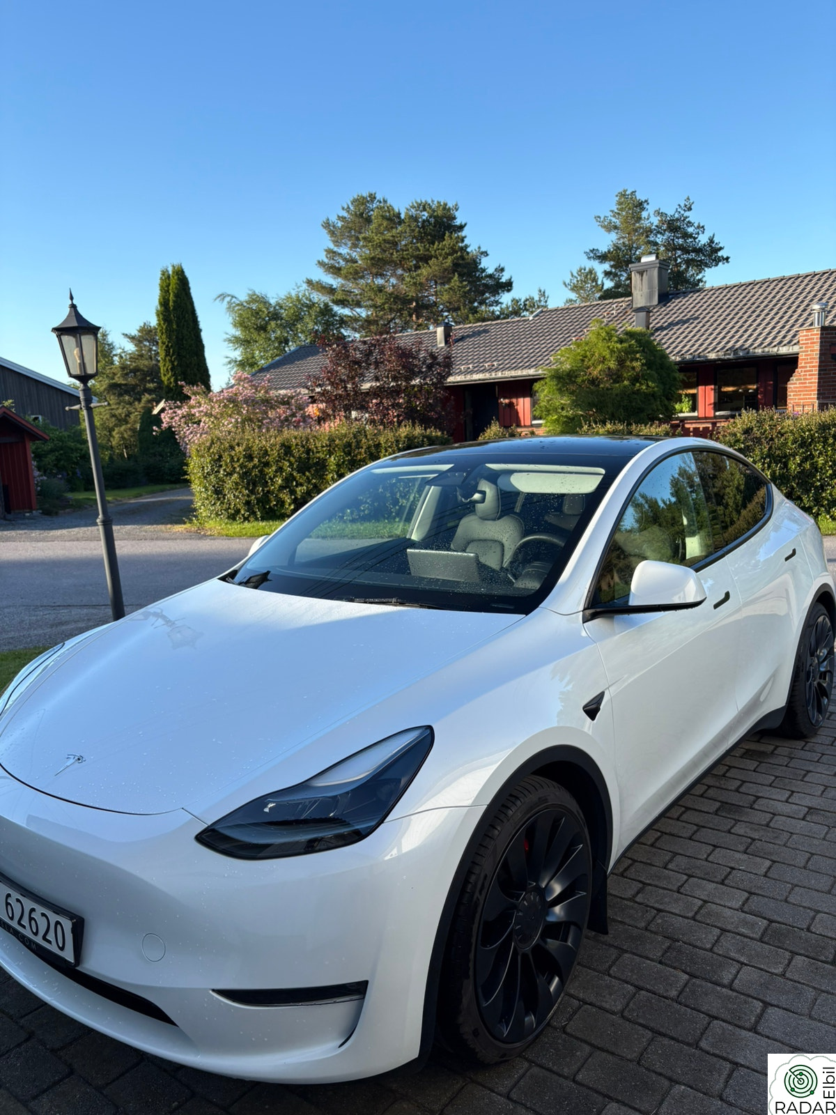 TESLA Model Y Performance AWD