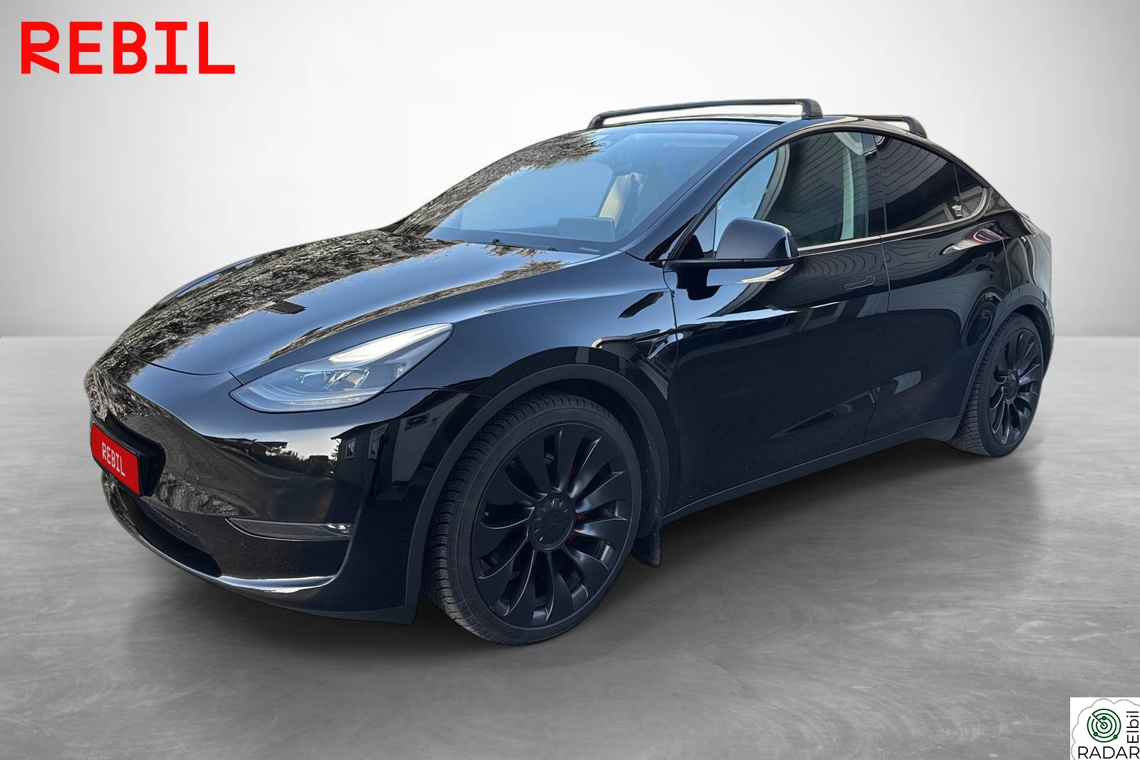 TESLA Model Y Performance/AP/V.pumpe/R.Kam/Skinn/AWD/Ryzen/Krok