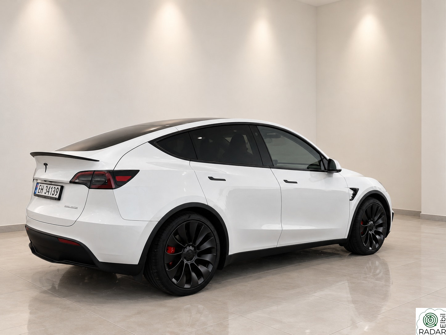 TESLA Model Y PERFORMANCE/RYZEN/LANG GARANTI/BERLIN/HW3