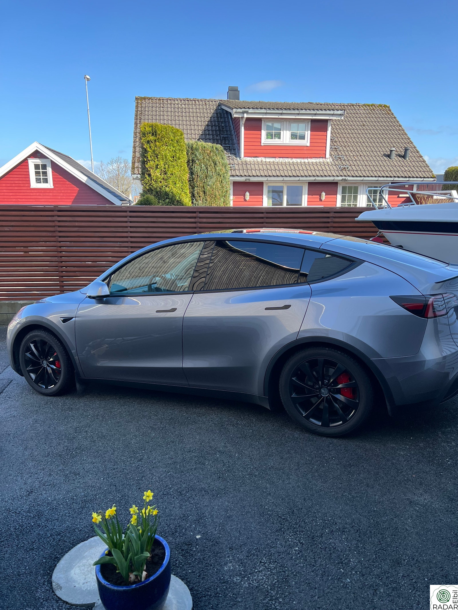 TESLA Model Y Performance AWD, QUICKSILVER
