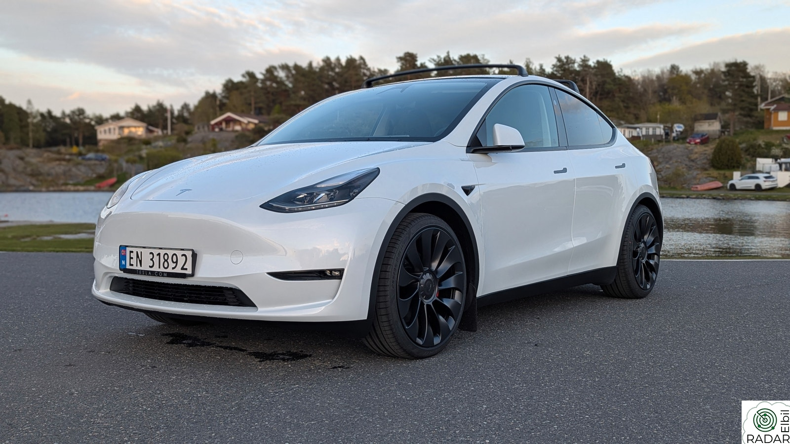 TESLA Model Y Performance-Fri omreg-21" v. hjul-Hengerfeste