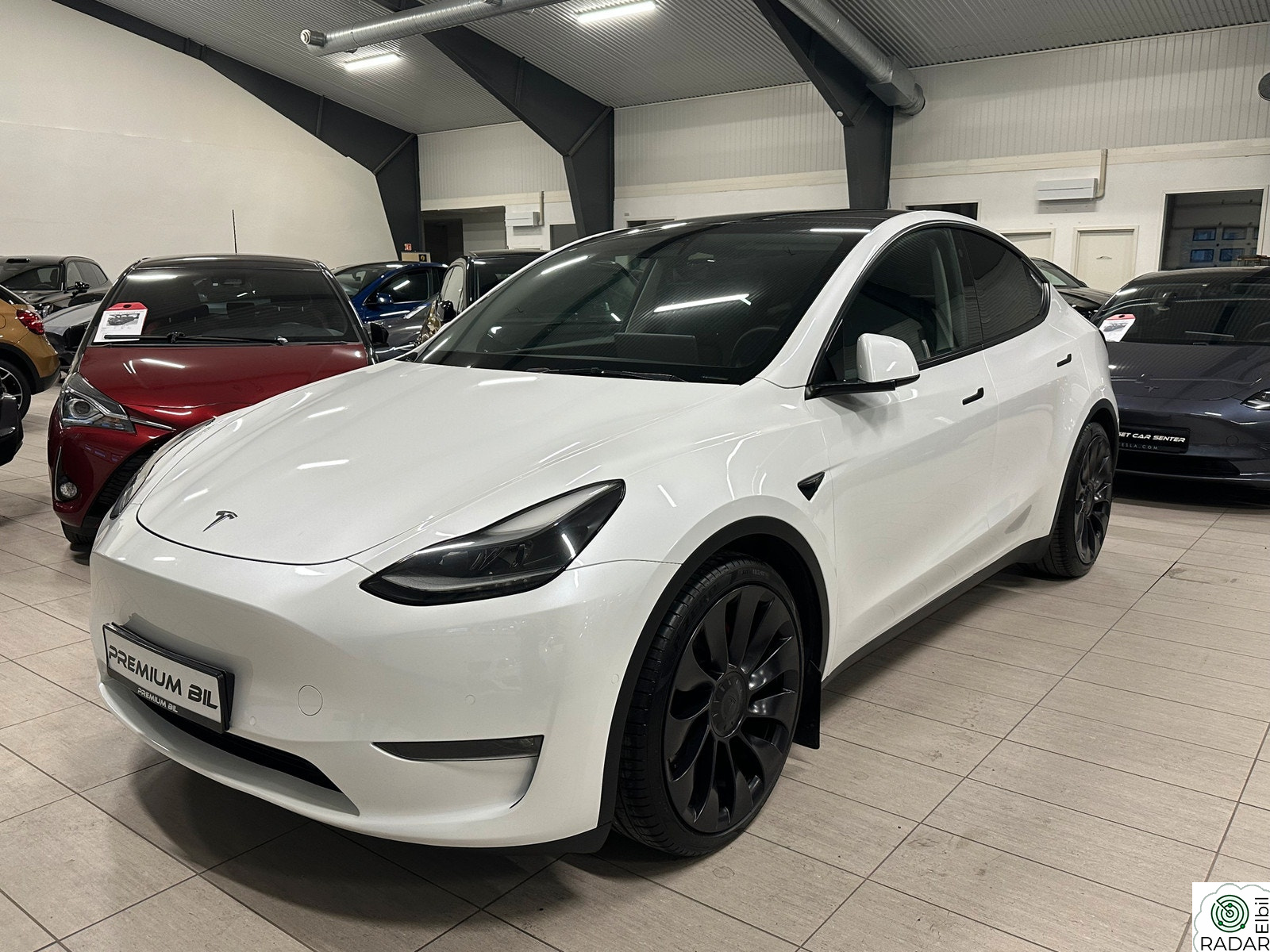 TESLA Model Y PERFORMANCE,AWD, AP, SKINN,PREMIUM,360KAM, 2x 21’’ ÜBER