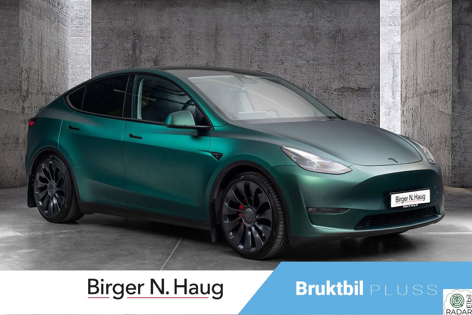 TESLA Model Y Performance AWD FOLIERT/ÜBERTURBINE/HENGERFESTE/PANO++