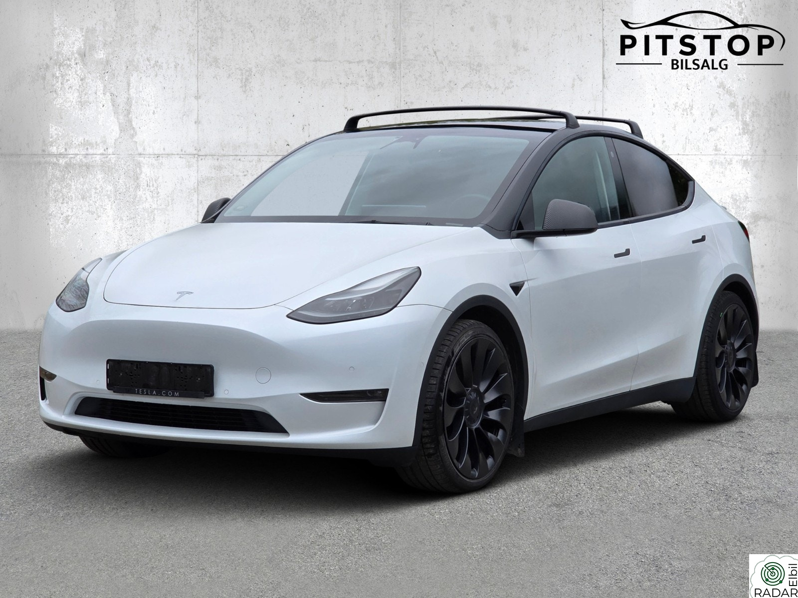 TESLA Model Y Performance FSD HW3, AMD Ryzen, Premium Tilhengerfeste