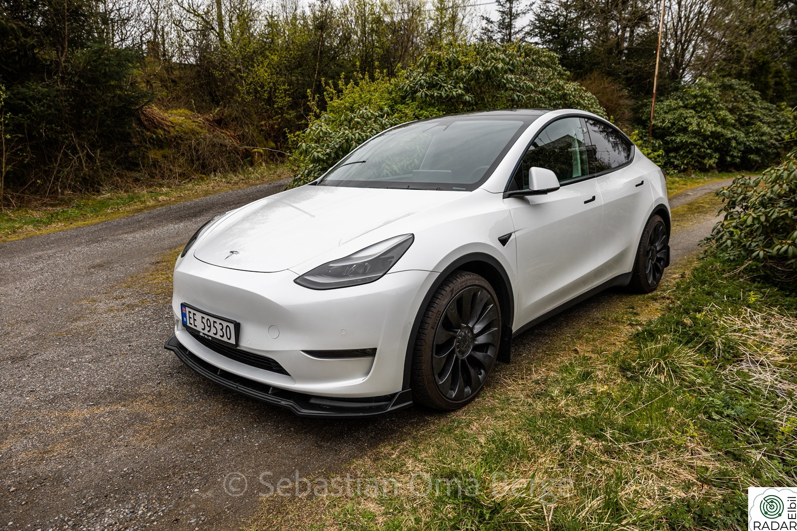 TESLA Model Y Performance / Berlin/ Utvidet Garanti/ Autopilot