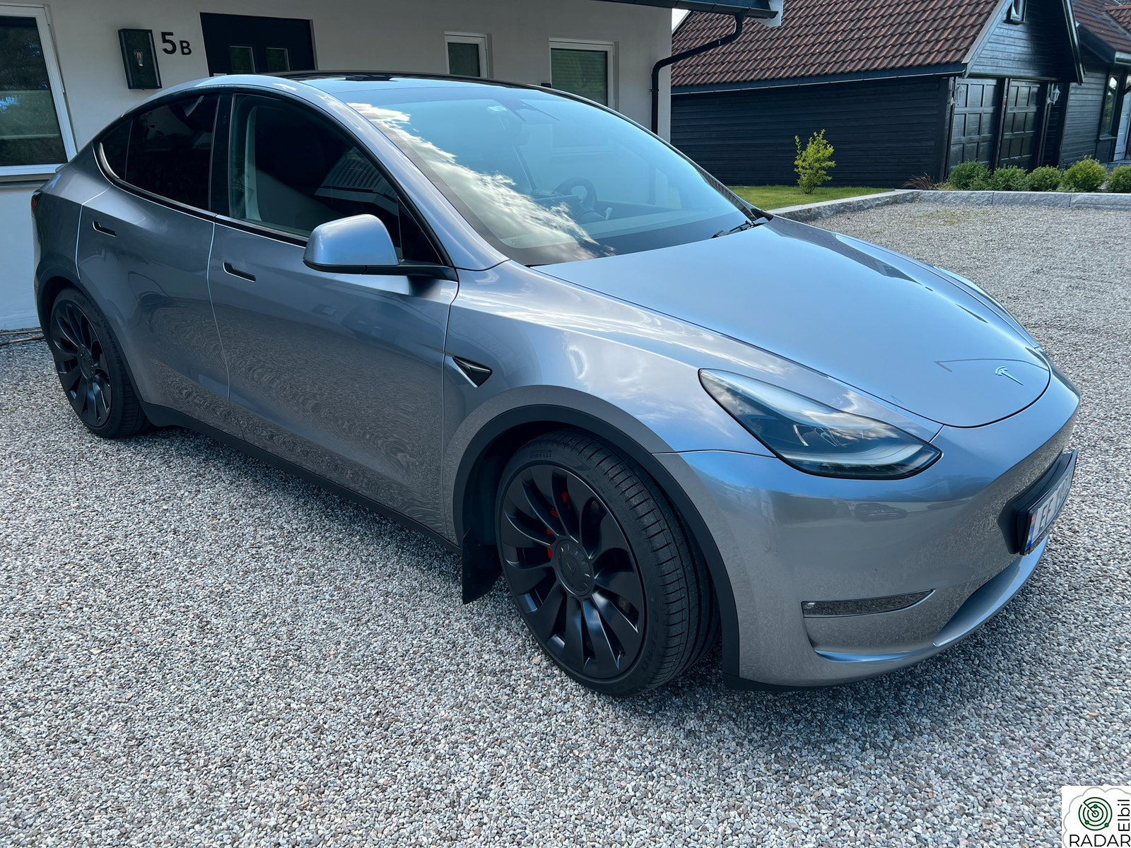 TESLA Model Y Performance AWD