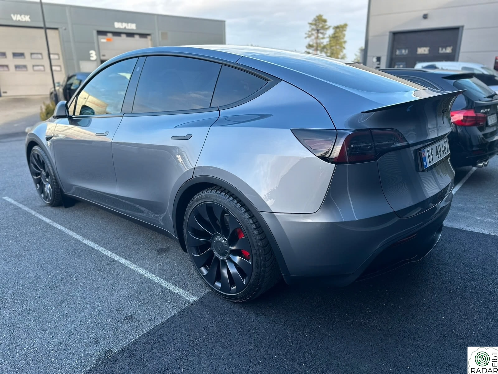TESLA Model Y Performance AWD