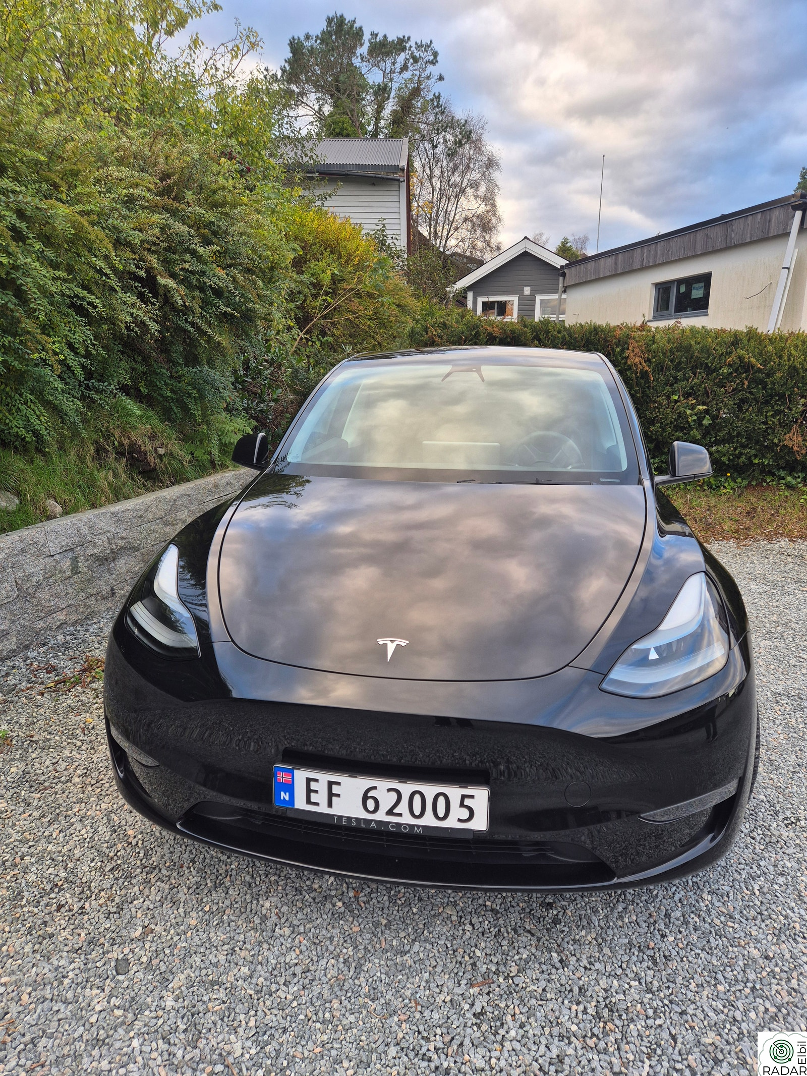 TESLA Model Y Performance AWD
