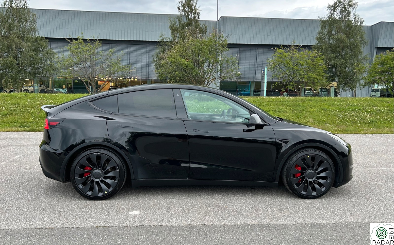 TESLA Model Y Performance AWD/FSD/Garanti til okt. 2031