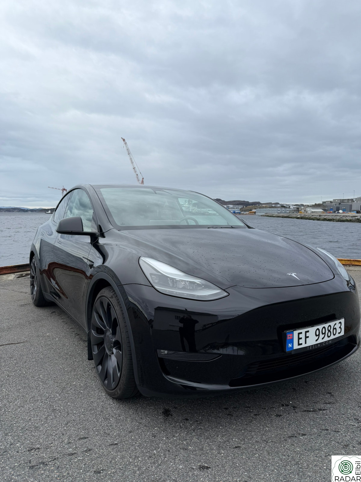TESLA Model Y Performance AWD