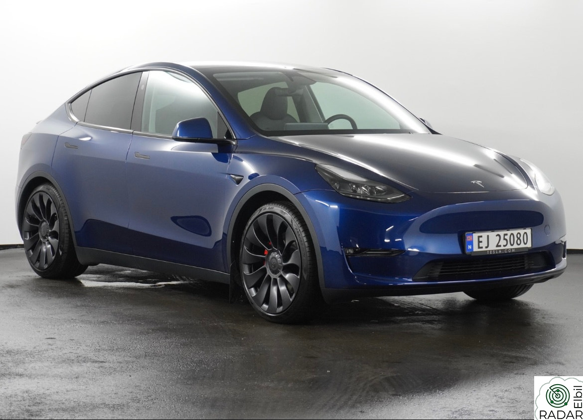 TESLA Model Y Performance AWD