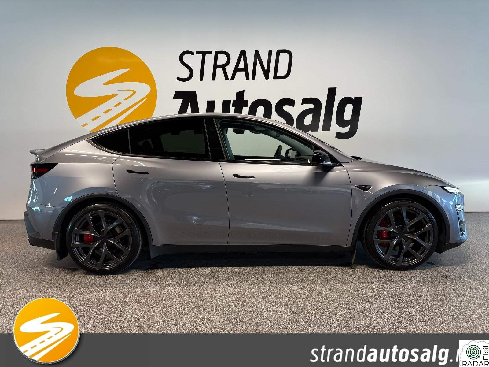 TESLA Model Y Juniper Performance AWD 627hk Norsk Krok Berlin