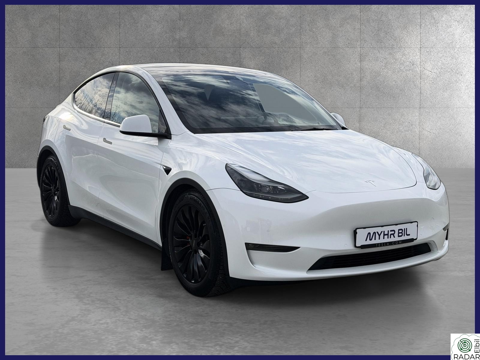 TESLA Model Y AWD Performance - Berlin - 514km WLTP - 21"