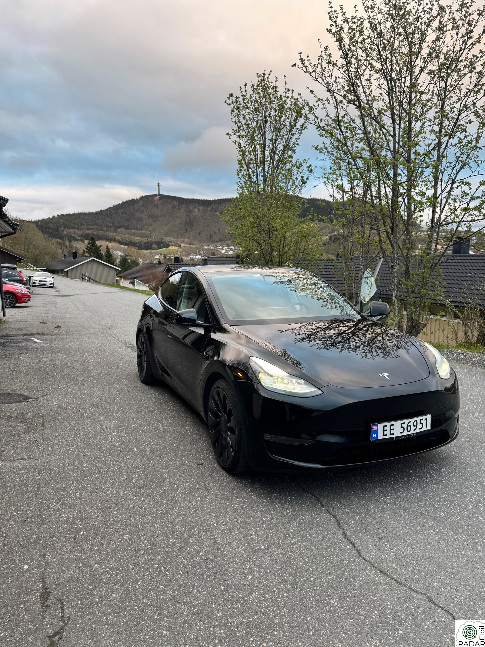 TESLA Model Y Performance, S+V, HF, 21+19 INNBYTTE,