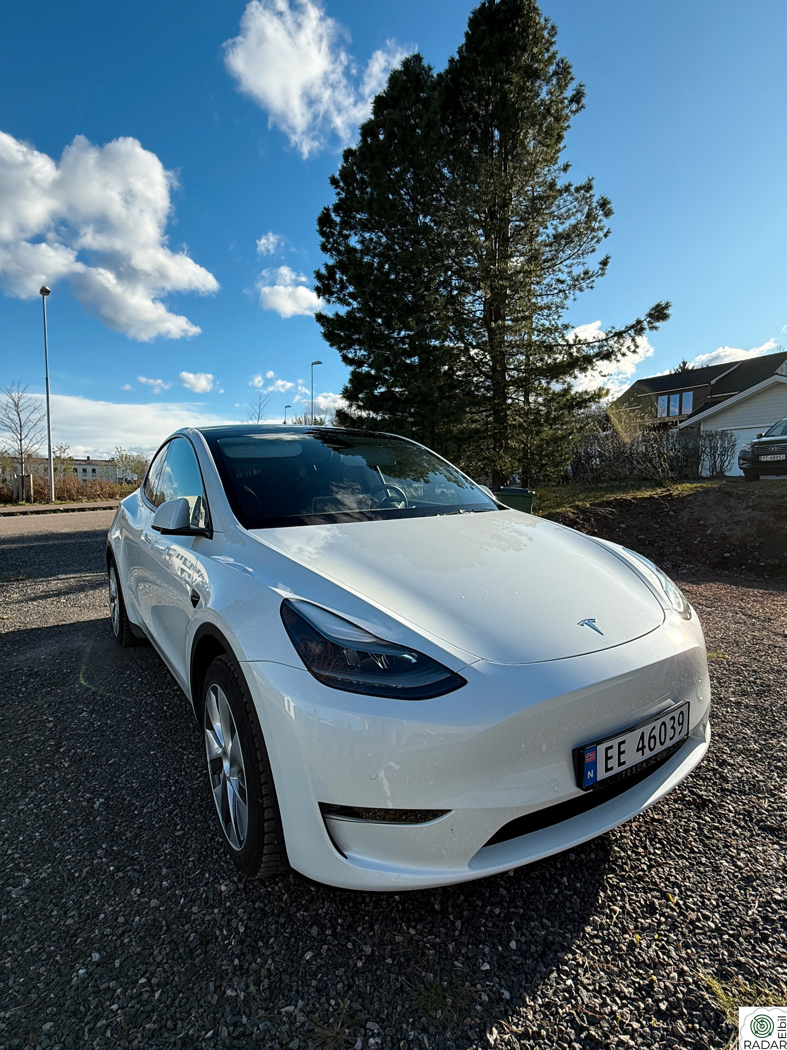 TESLA Model Y Long Range - AWD (4-hjulstrekk)