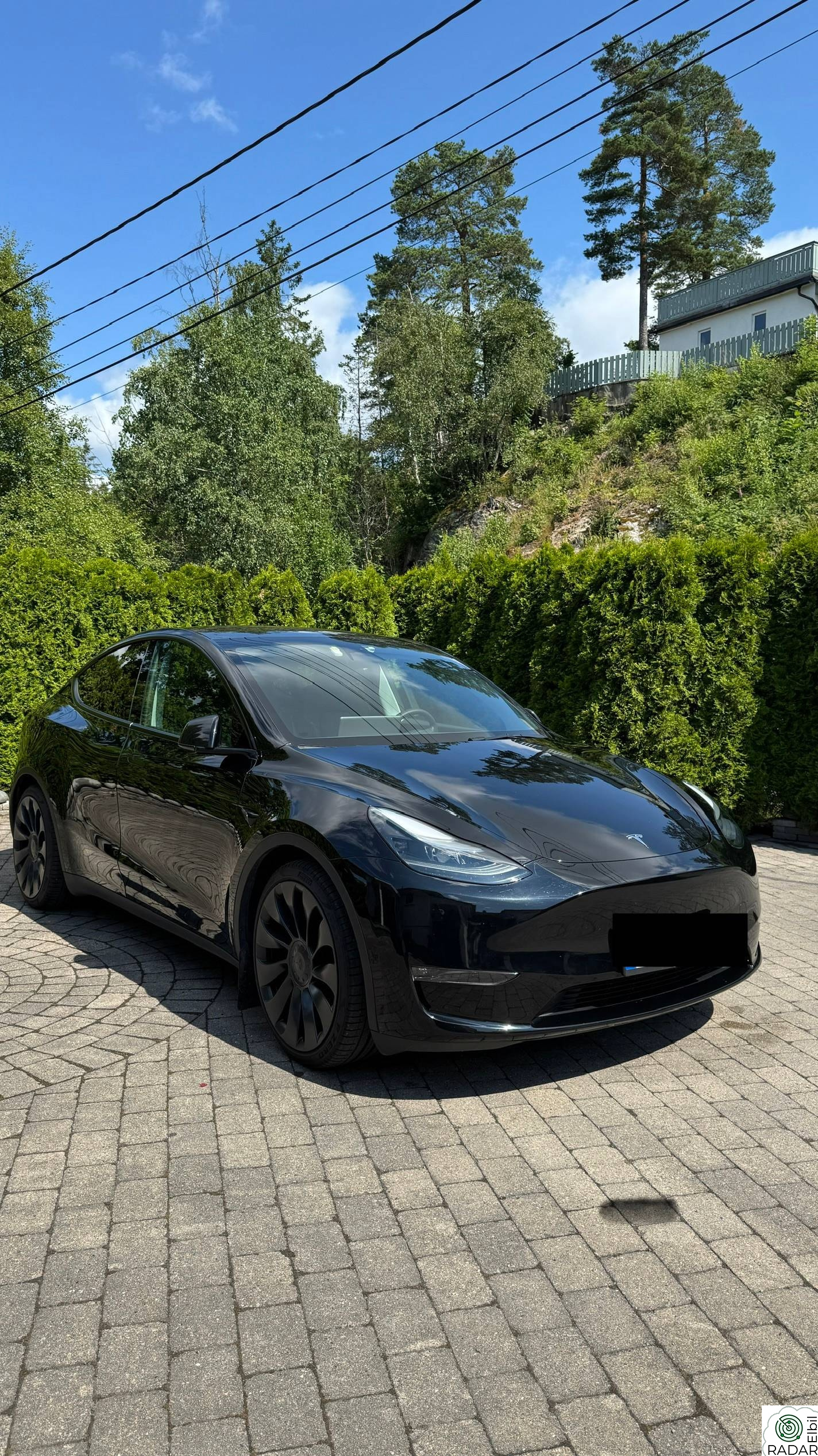 TESLA Model Y Velholdt / godt utstyrt Tesla Y Performance 2023 lav km