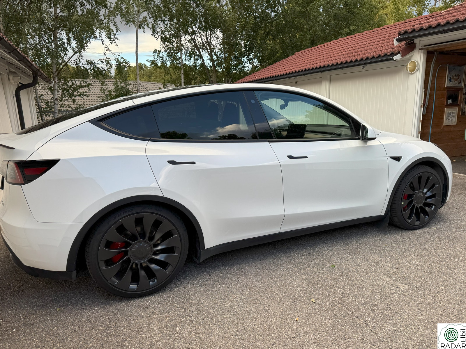 TESLA Model Y Performance AWD, 21"+ 21" Überturbine, h.feste,skinn