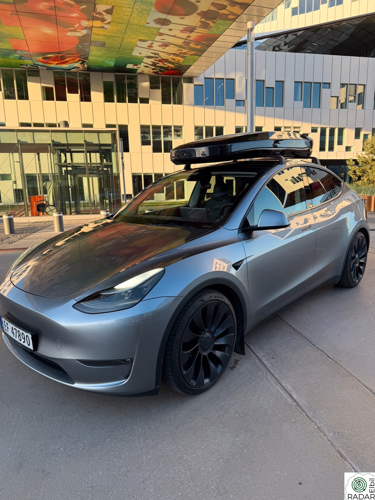 TESLA Model Y Performance AWD