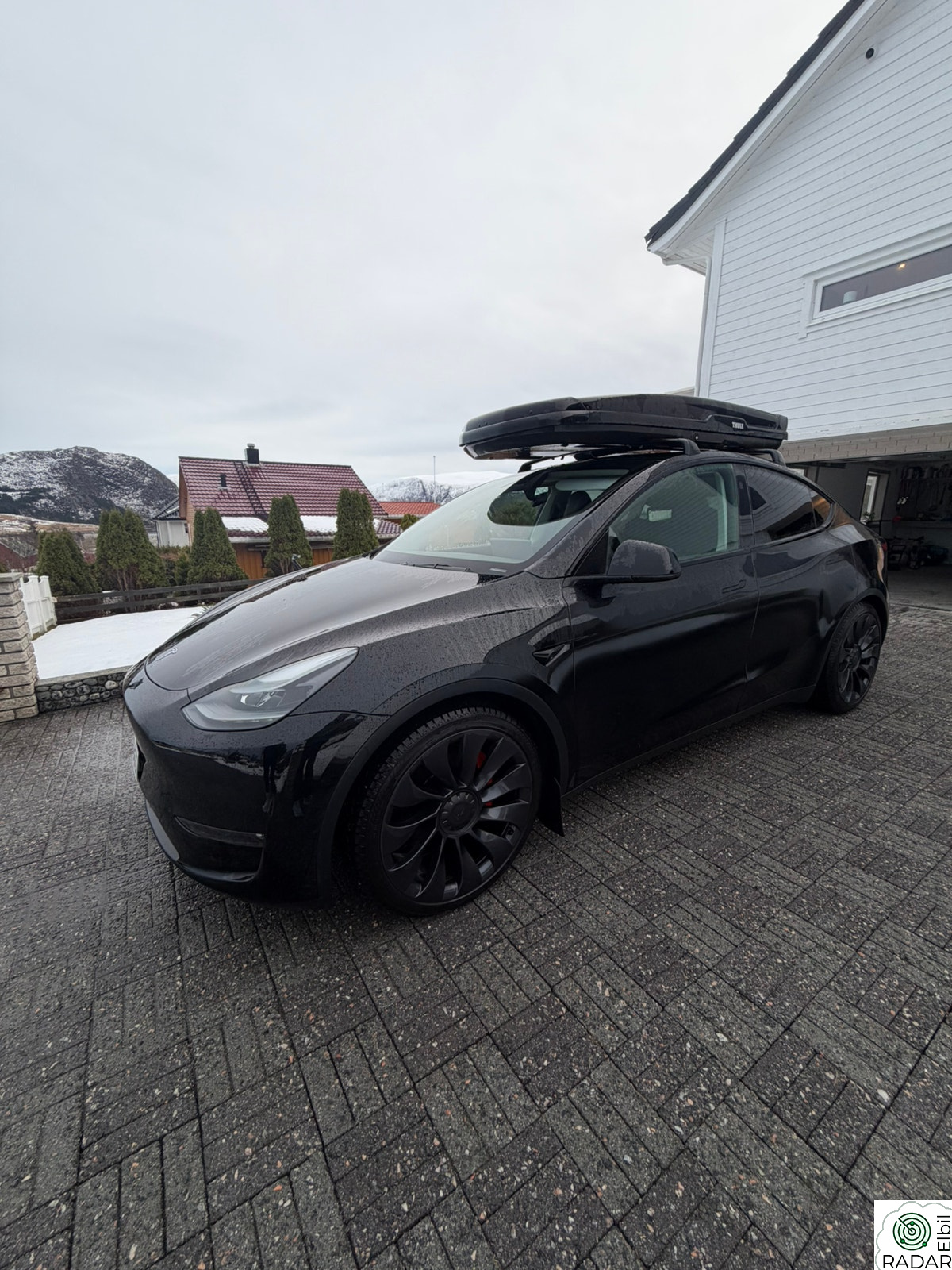 TESLA Model Y Performance AWD