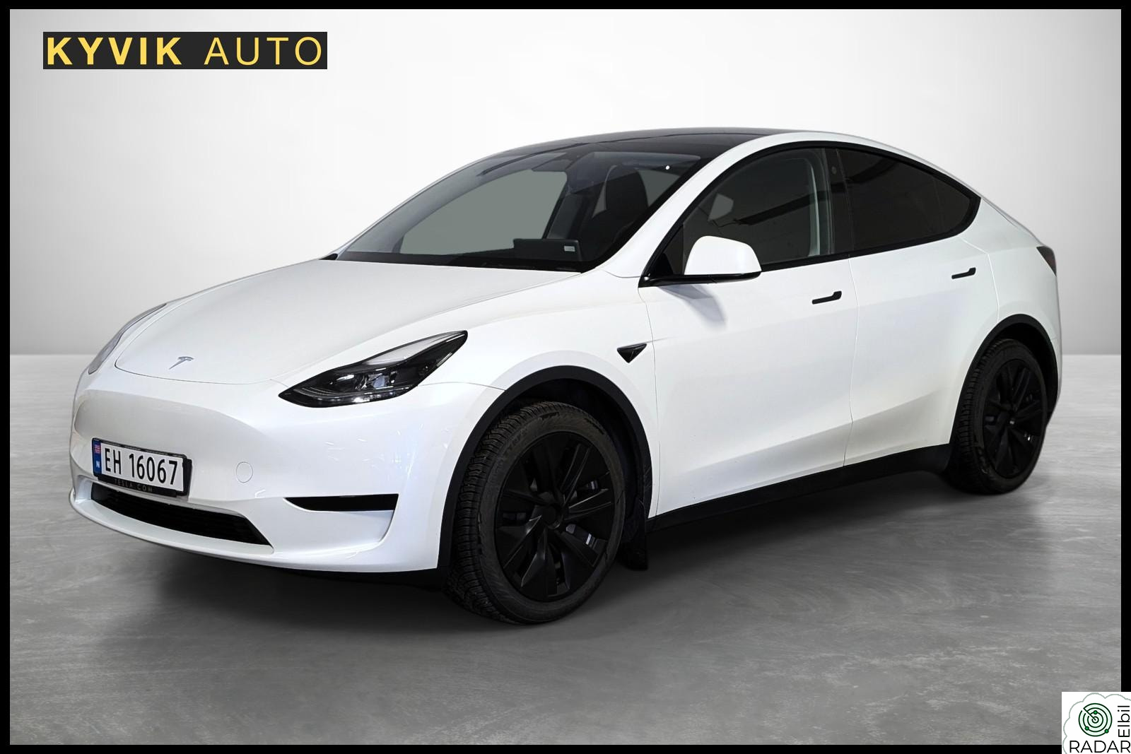 TESLA Model Y Standard Range / RWD / PANO / ACC / SKINN / KROK /EU.27