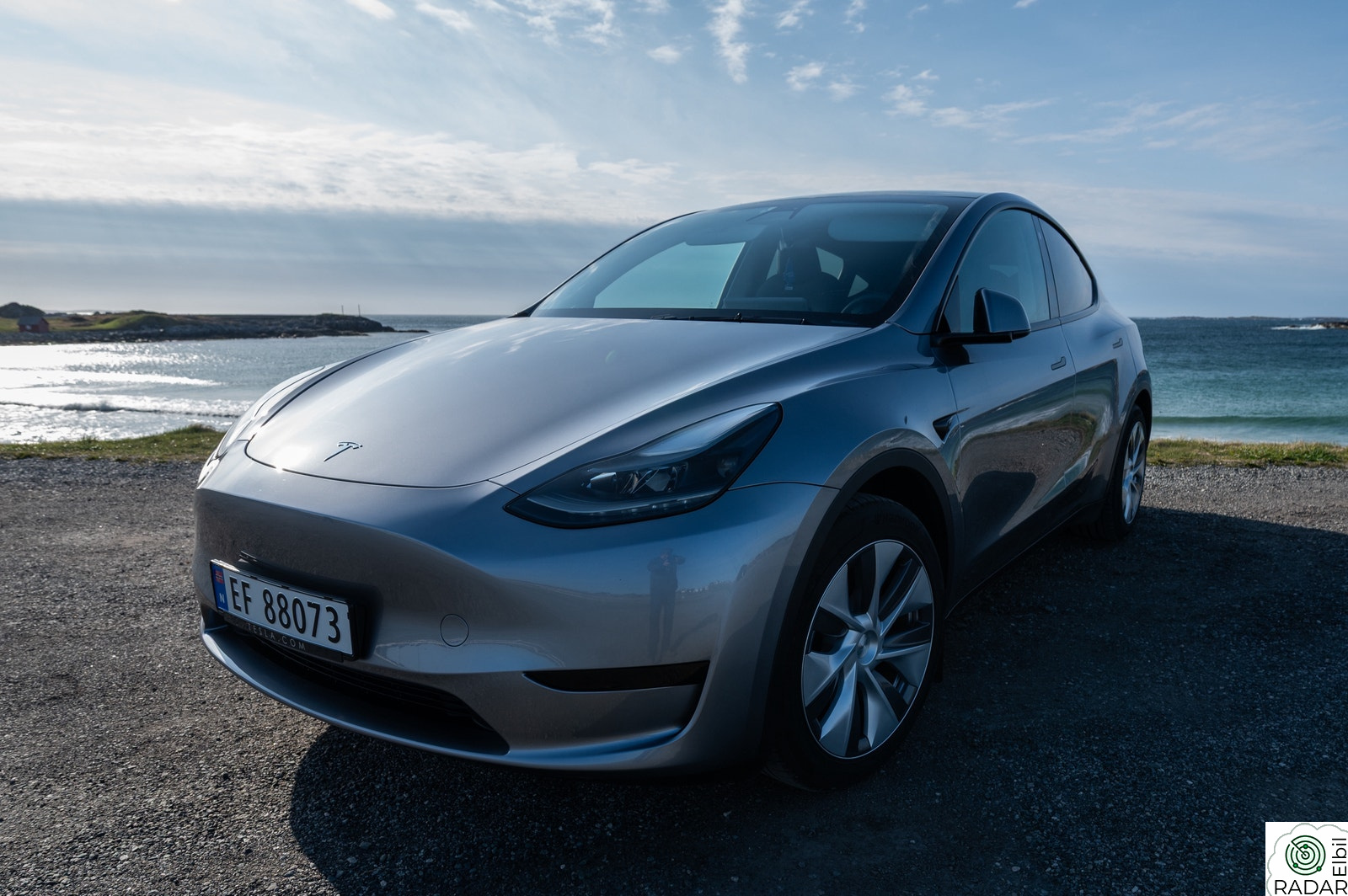 TESLA Model Y Standard Range RWD