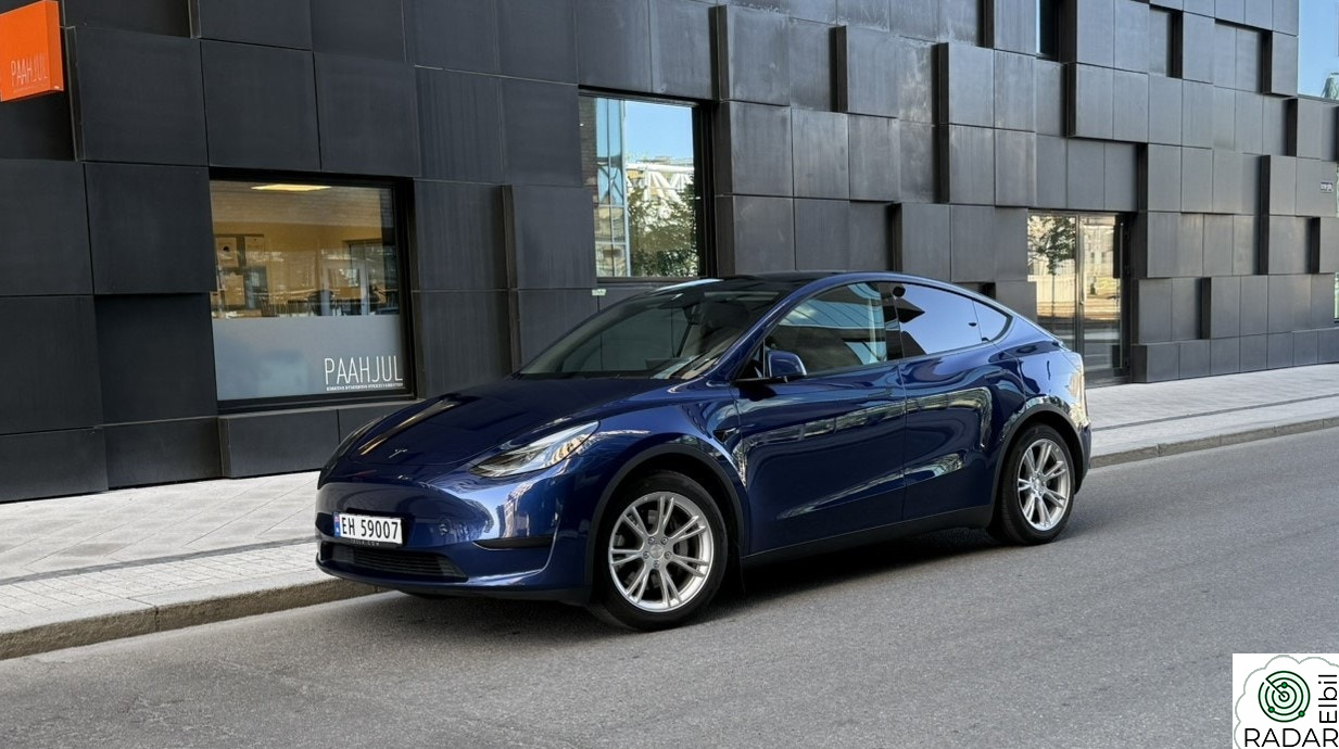 TESLA Model Y SR/455KM/AUTOPILOT/PANO/HENGERFESTE/PREMIUM/S+V
