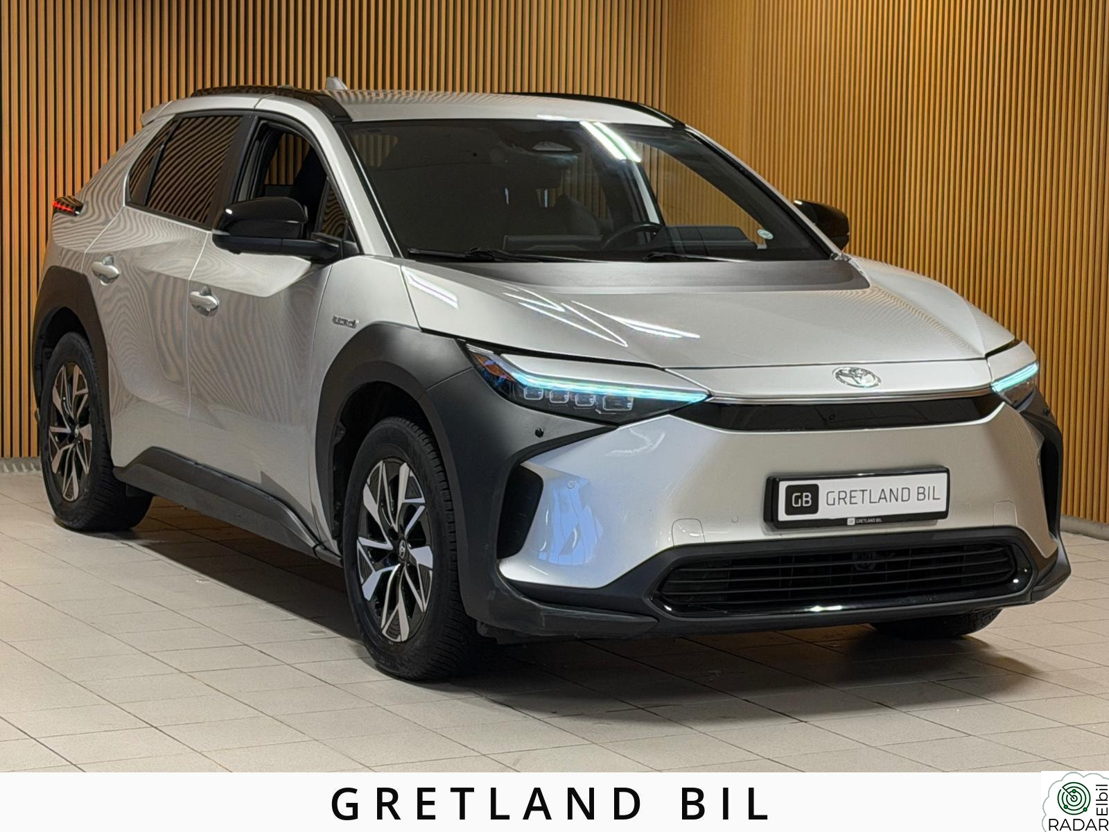 TOYOTA BZ4X 2WD - ACTIVE - ADAPTIVE CRUISE - RYGGEKAMERA-KEYLESS