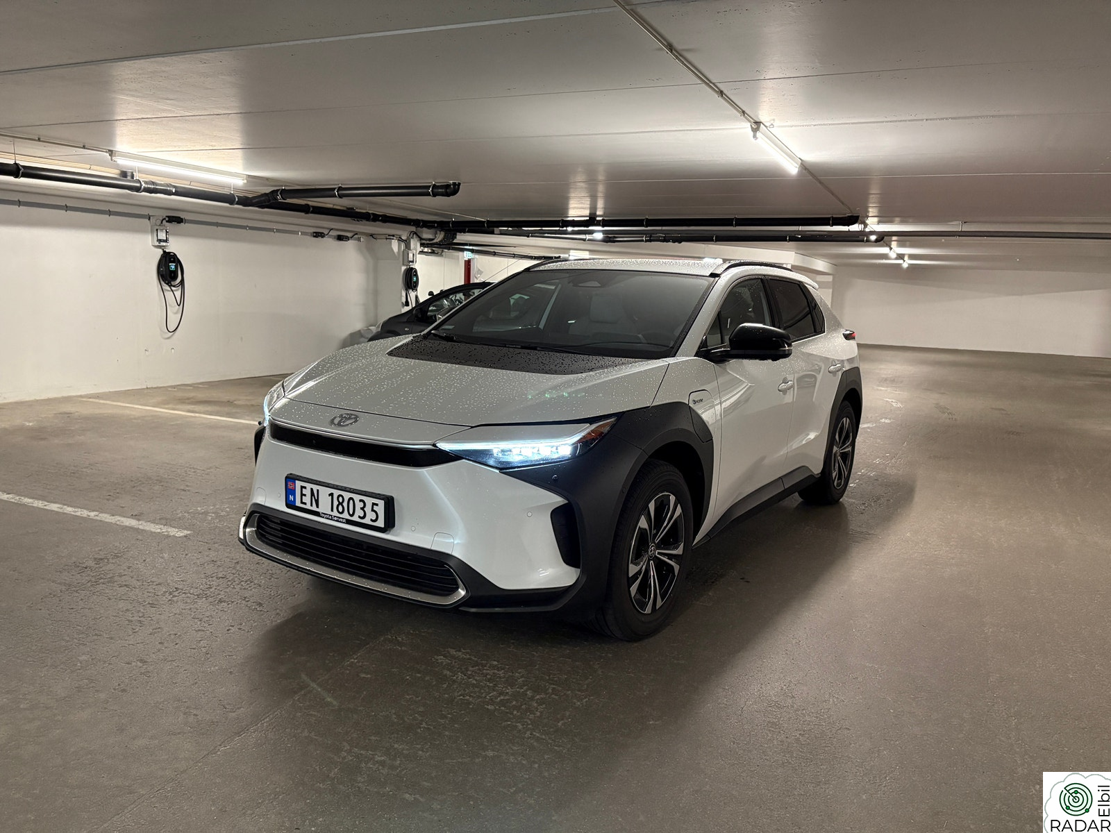 TOYOTA BZ4X 2WD Executive