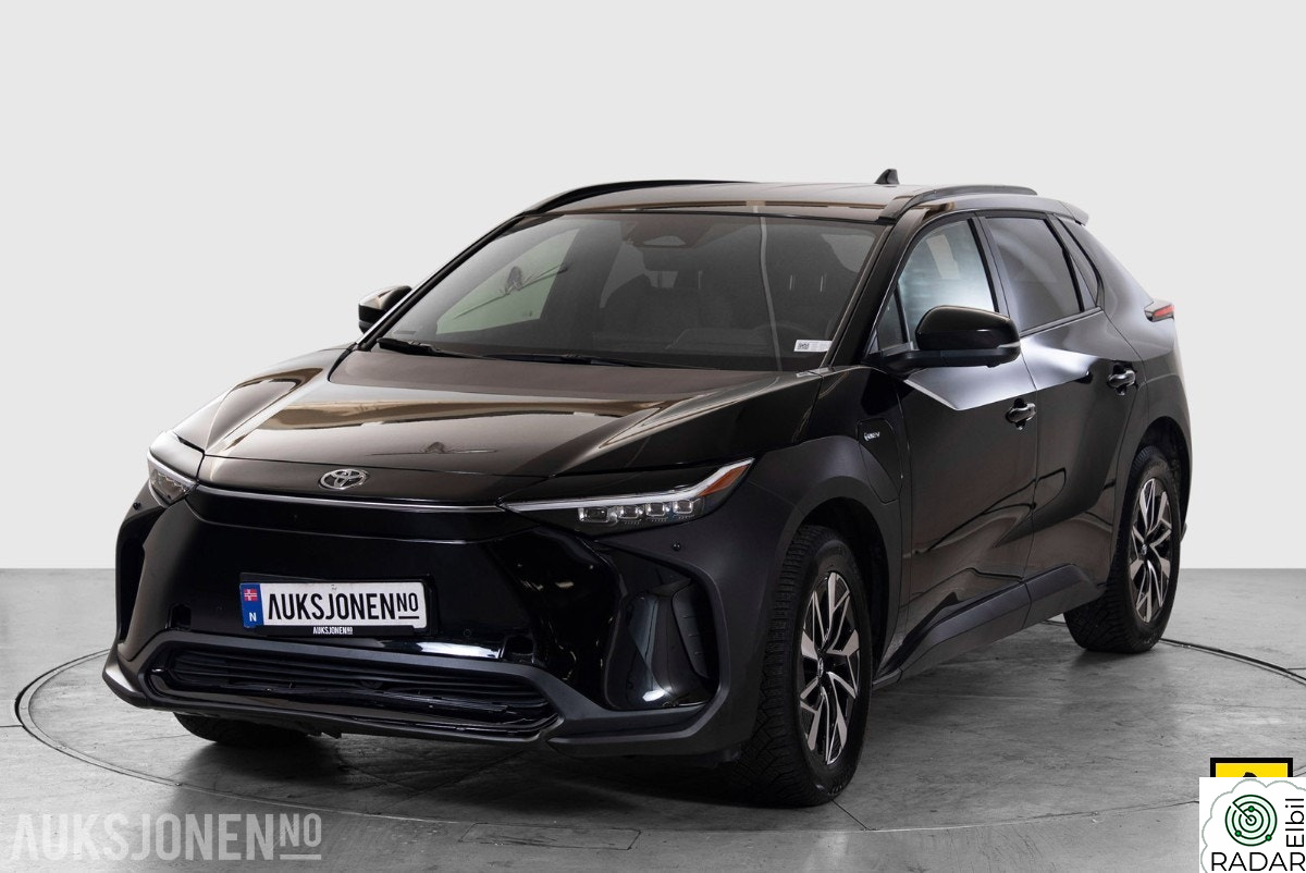 TOYOTA BZ4X 2WD NORSK GARANTI KAMERA ADAPTIV CRUISE RATTVARME