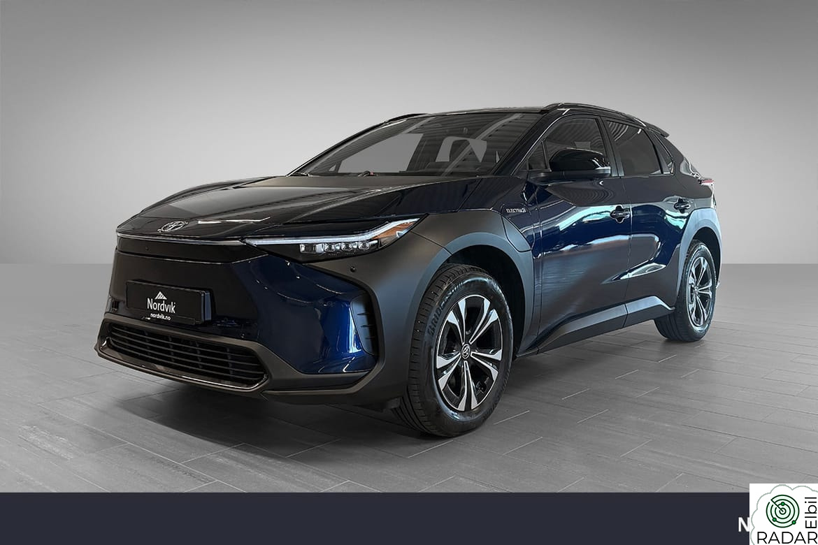 TOYOTA BZ4X Active Tech/Fint utstyrt bil med lang garanti!