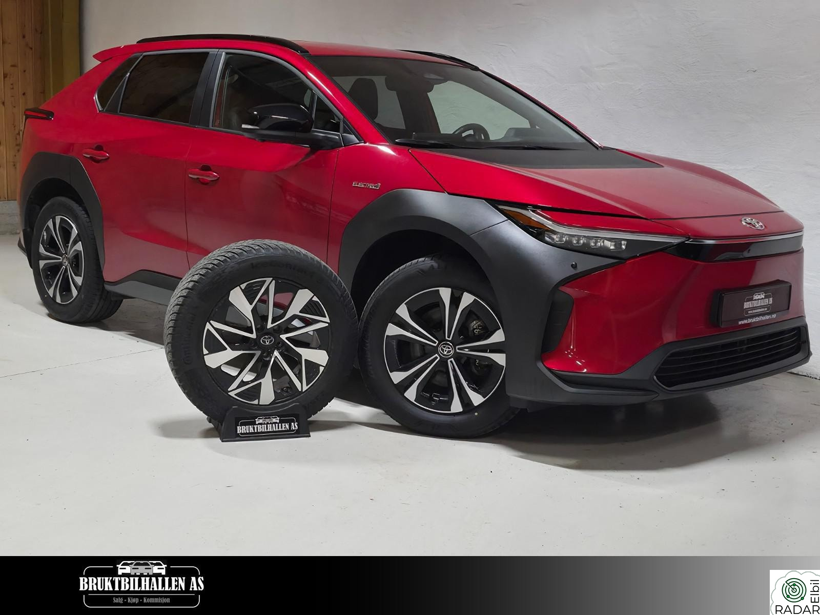 TOYOTA BZ4X Active Tech/360/ACC/V.Ratt/CarPlay/Krok/Service/EU-2028