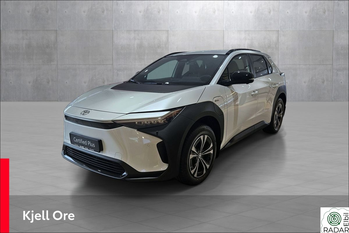 TOYOTA BZ4X 2WD Active Tech Stor bruktbilkampanje!
