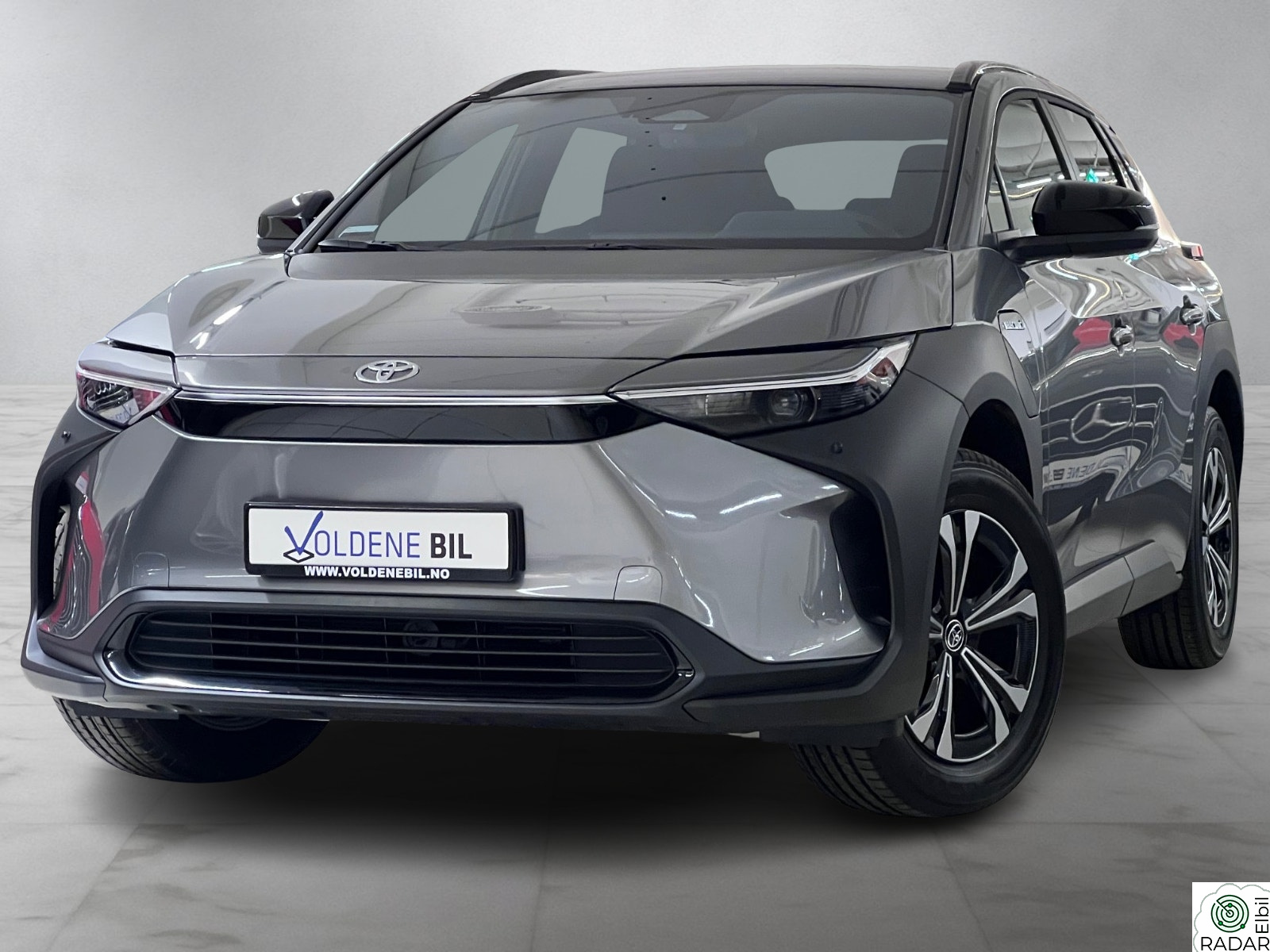 TOYOTA BZ4X AWD ACTIVE // H.FESTE KAMERA AD.CRUISE OPPV.RATT NAVI