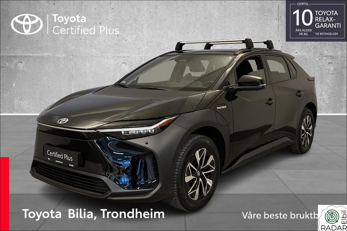 TOYOTA BZ4X Active Tech/4x4/kompl.service/WLTP 460 km/krok/1 eier/