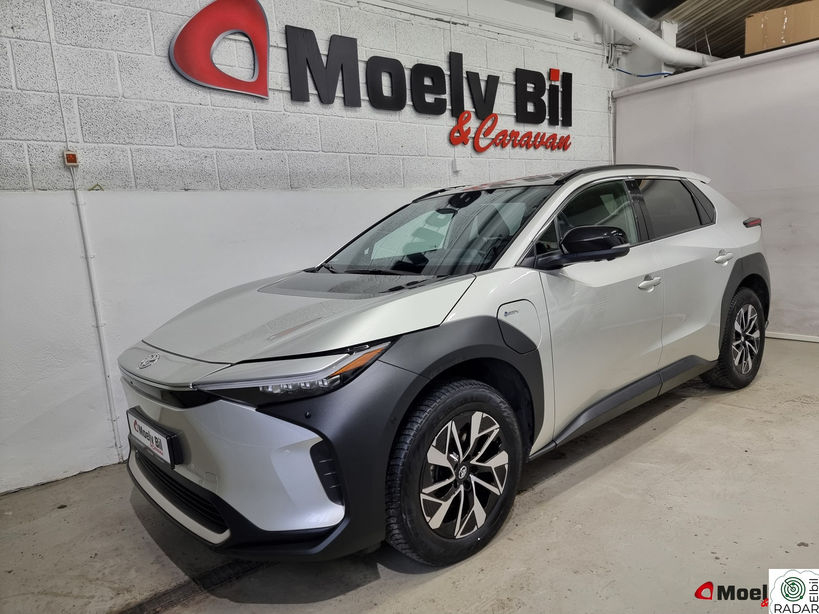TOYOTA BZ4X EXECUTIVE-AWD-SKINN-NAVI-ACC-EL SETER