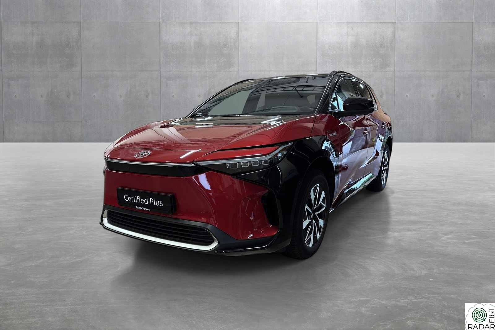 TOYOTA BZ4X Elektrisk 218 hk Automatgir AWD Executive Bitone