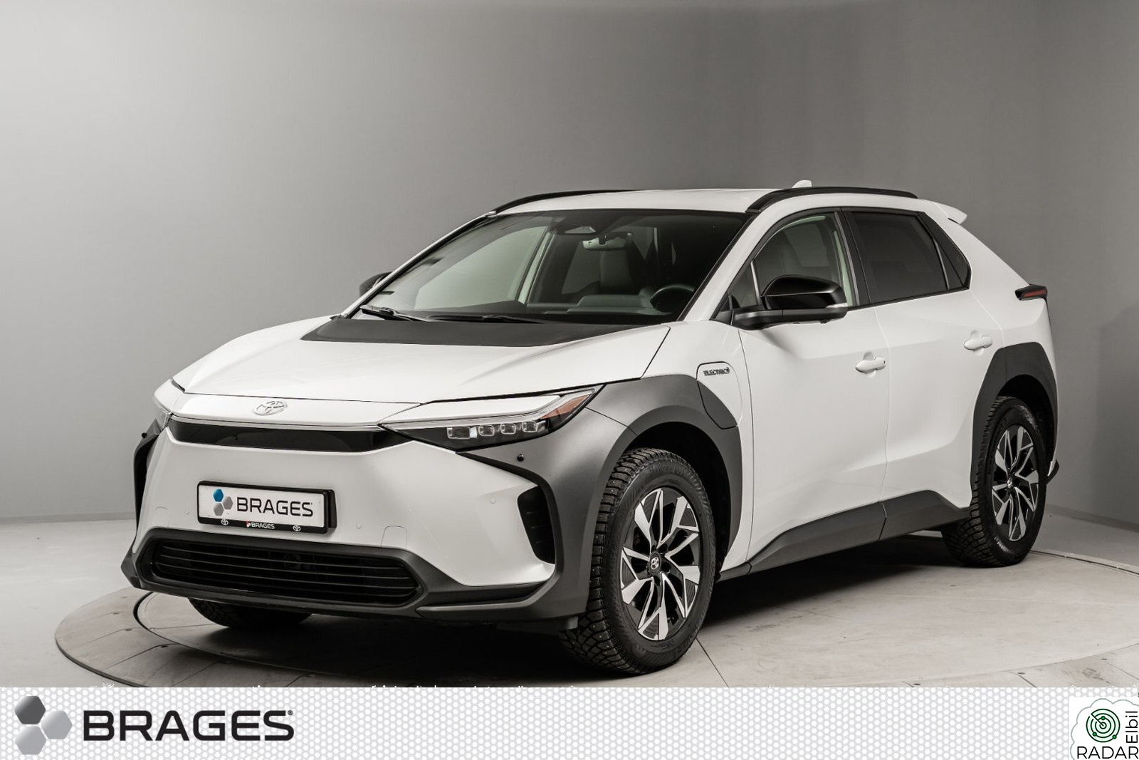 TOYOTA BZ4X AWD Active Tech // Lagerkampanje! Ny service ++