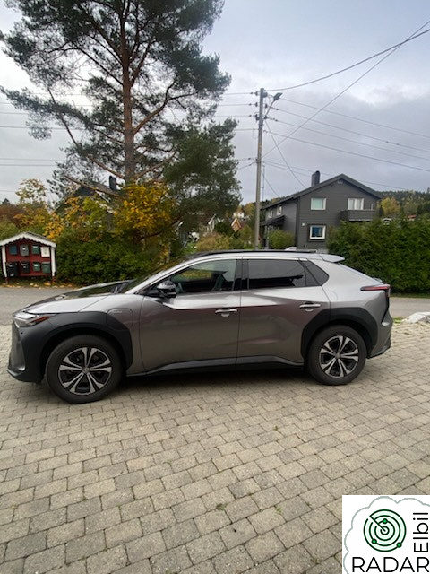 TOYOTA BZ4X AWD Executive