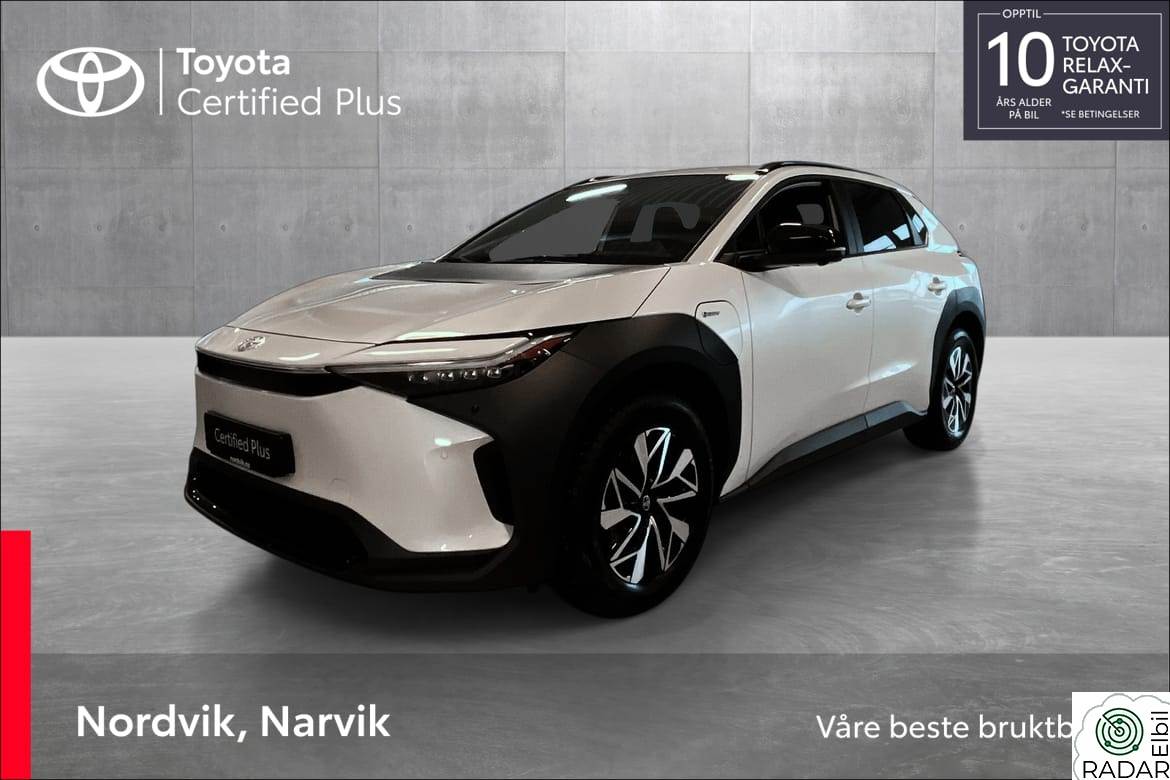 TOYOTA BZ4X Active Tech AWD med lav kilometer!