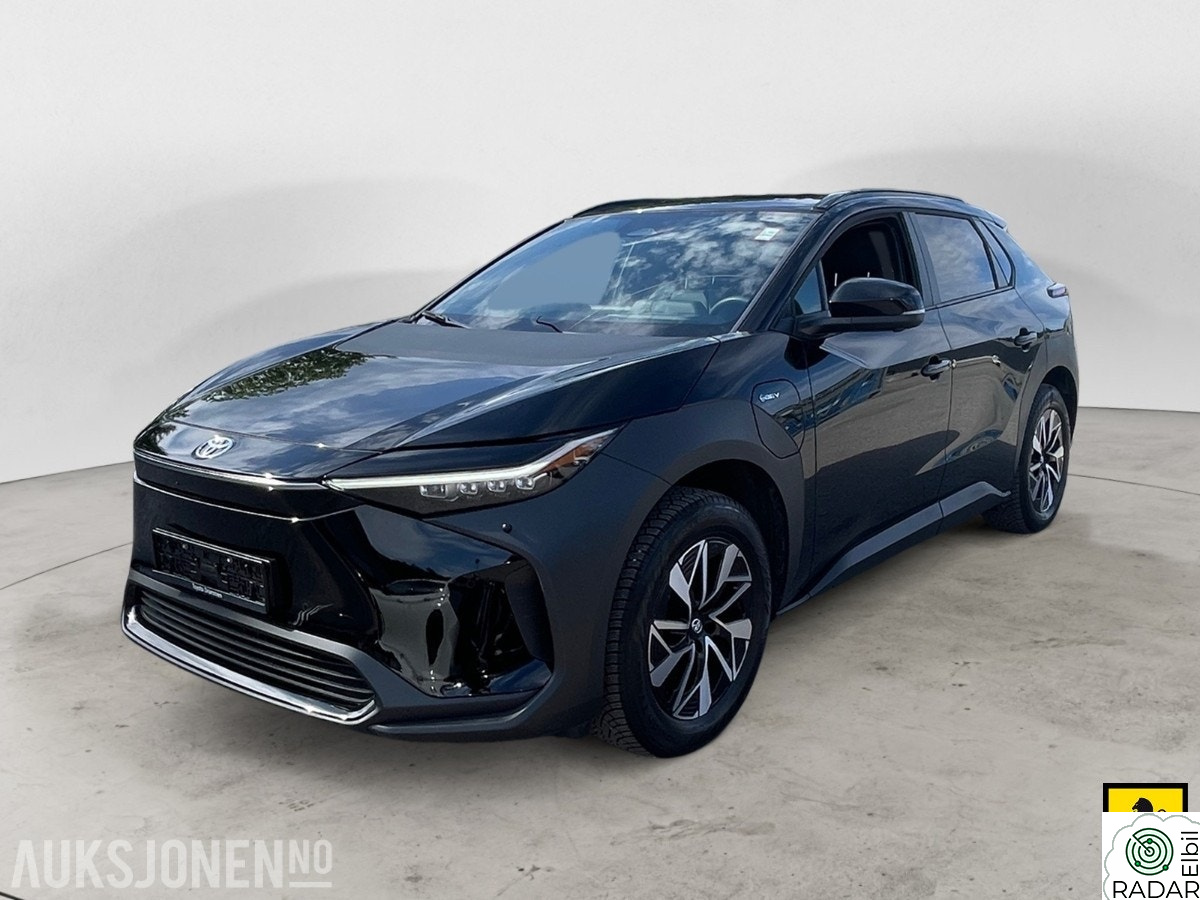 TOYOTA BZ4X AWD HENGERFESTE 360-KAMERA ADAPTIV CRUISE DELSKINN