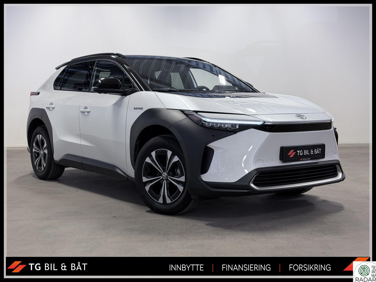 TOYOTA BZ4X AWD Executive 218hk - ACC/SKINN/JBL/360/CARPLAY/LED+++