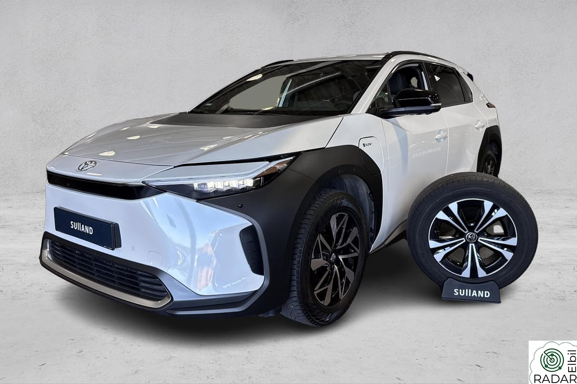 TOYOTA BZ4X Executive/AWD/R.kamera/Skinn/El.sete m/minne/Carplay++
