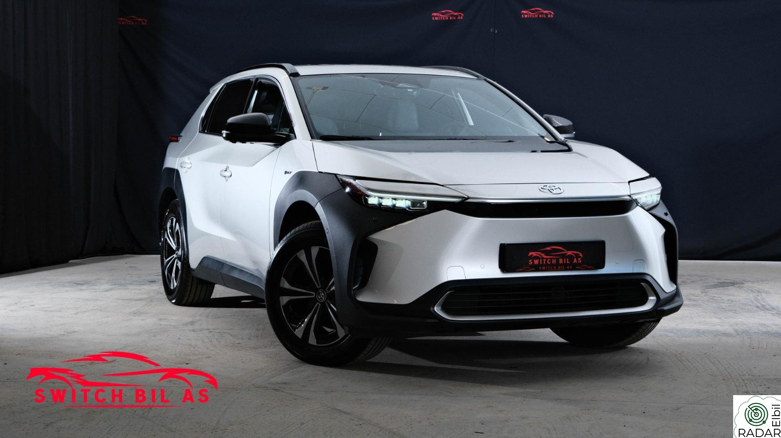 TOYOTA BZ4X Executive/2WD/360"/Acc/Garanti/Dab/Led/Navi ++++